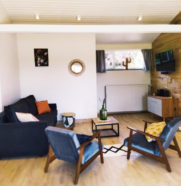 Le Clos Des 3 - Vacances Avec Vue En Ardennes A 5 Kilometres De La Roche - Maison De 90 M2 Avec Chambres - Avec Magnifique Jardin Rendeux Exterior foto