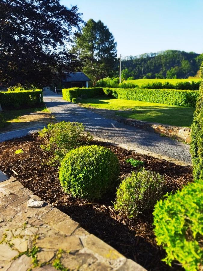 Le Clos Des 3 - Vacances Avec Vue En Ardennes A 5 Kilometres De La Roche - Maison De 90 M2 Avec Chambres - Avec Magnifique Jardin Rendeux Exterior foto